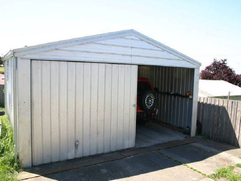 27 Catterick Street, Morwell VIC 3840