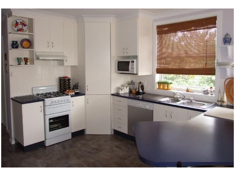 16 Bastin Street, Boolarra VIC 3870