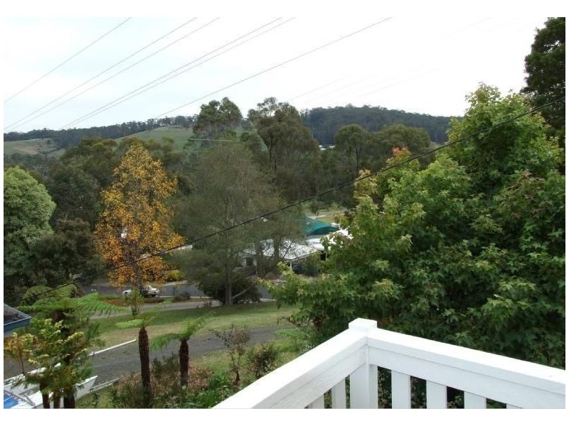 16 Bastin Street, Boolarra VIC 3870