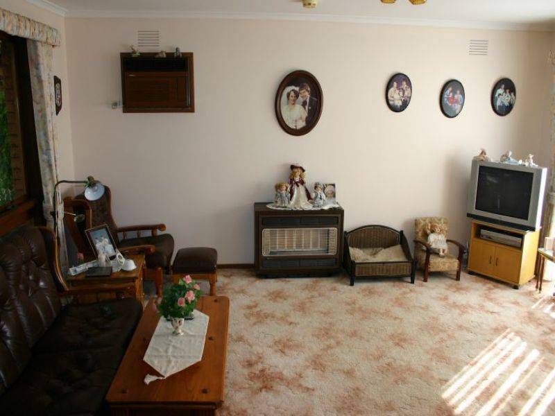 19 Chestnut Avenue, Morwell VIC 3840