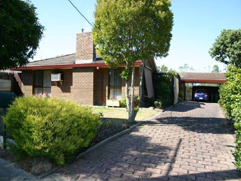 2 Latter Grove, Churchill VIC 3842