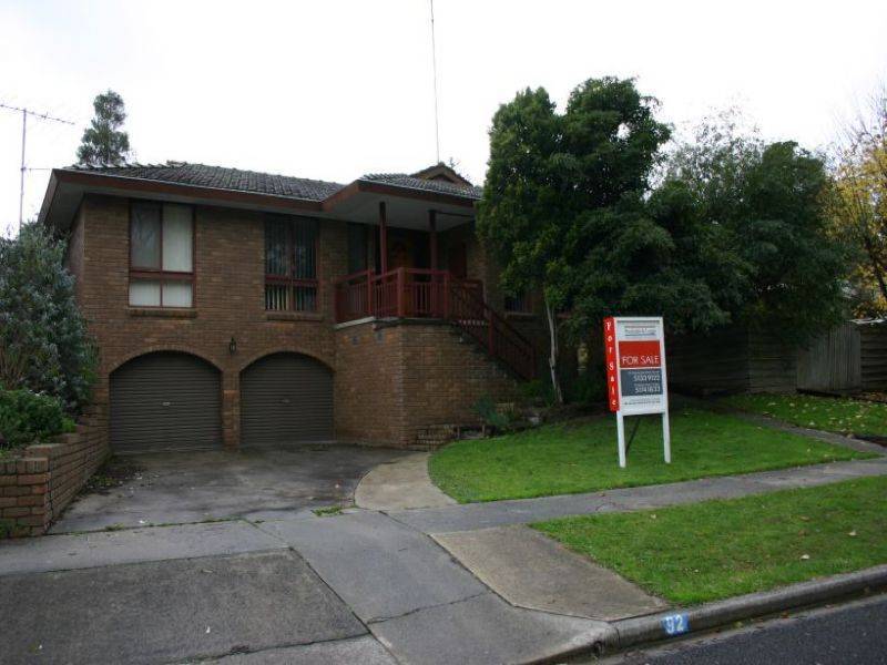 92 Manning Drive, Churchill VIC 3842