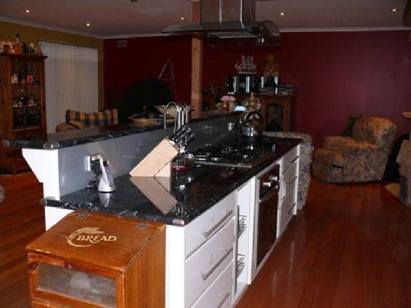 92 Manning Drive, Churchill VIC 3842