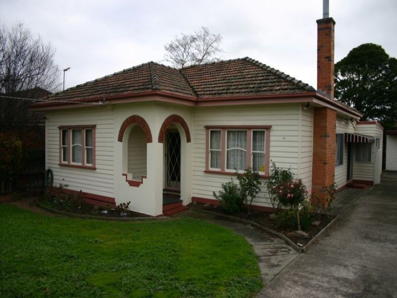 10 Avondale Road, Morwell VIC 3840