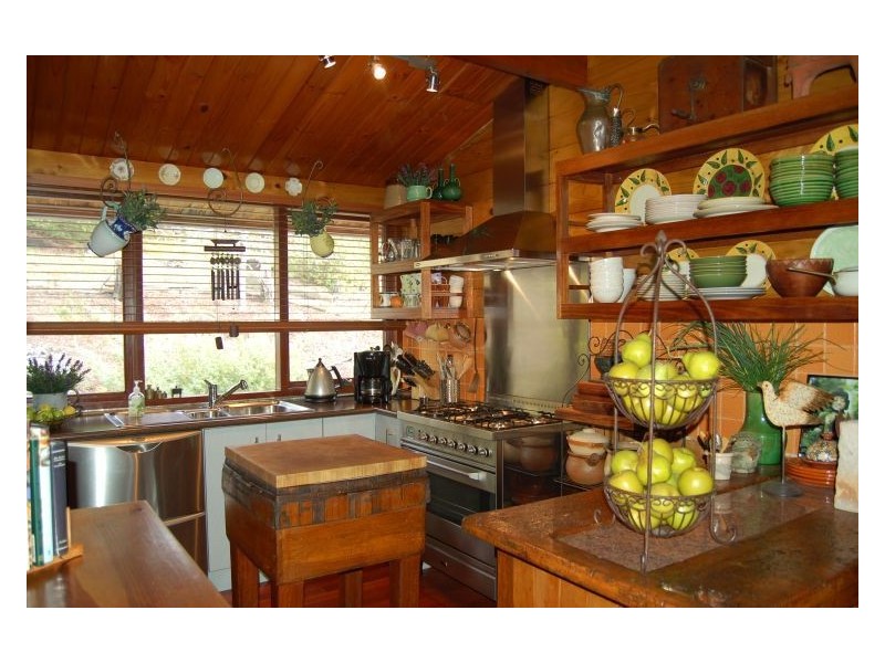 783 Jumbuk Road, Jeeralang VIC 3840