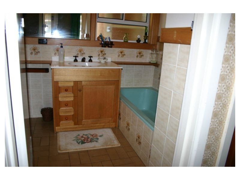 3 Farley Road, Jeeralang VIC 3840