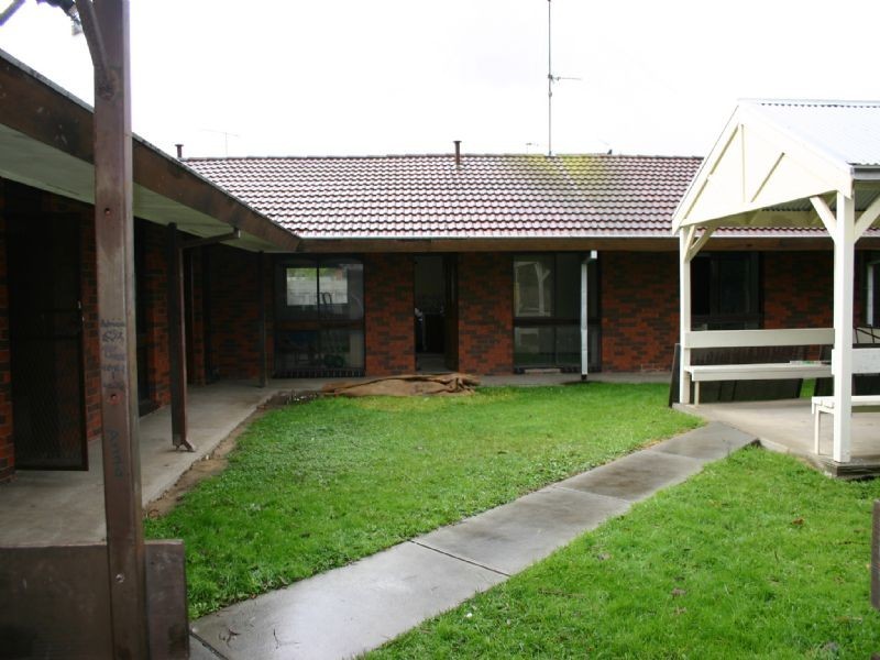 3/2-4 Olive Drive, Morwell VIC 3840