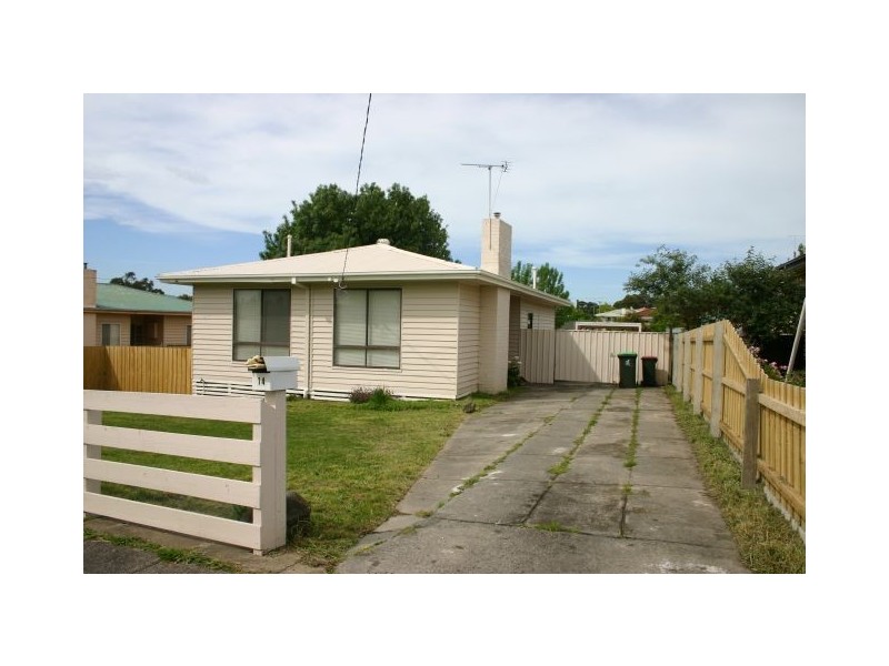 14 Sydney Street, Morwell VIC 3840