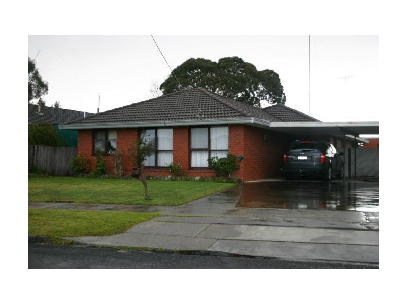 17 Gillie Crescent, Morwell VIC 3840