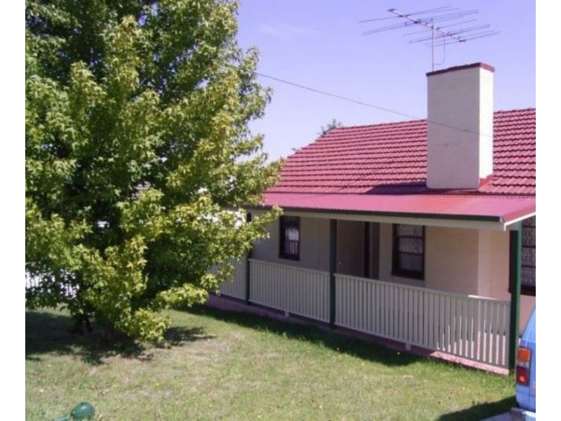 17 Hyland Street, Morwell VIC 3840