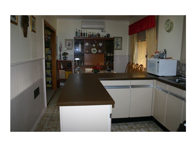 55 CRINIGAN ROAD, Morwell VIC 3840