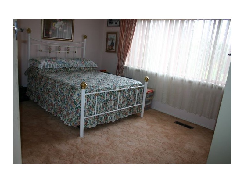 55 CRINIGAN ROAD, Morwell VIC 3840