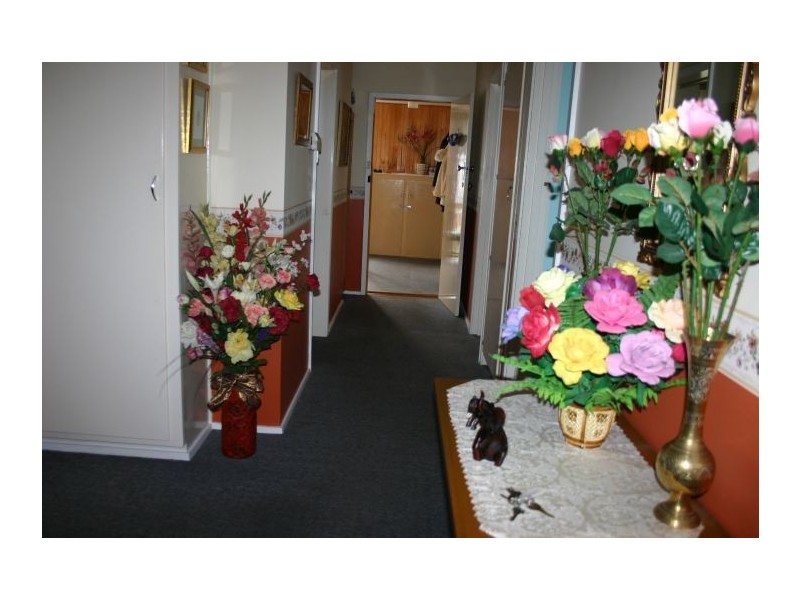 55 CRINIGAN ROAD, Morwell VIC 3840