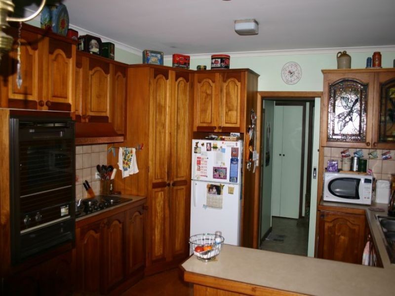 35 Gillie Crescent, Morwell VIC 3840