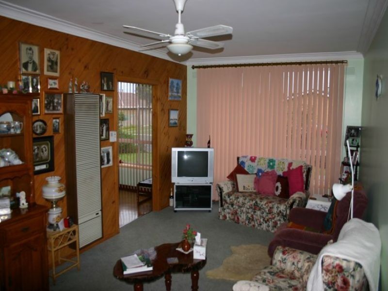 35 Gillie Crescent, Morwell VIC 3840