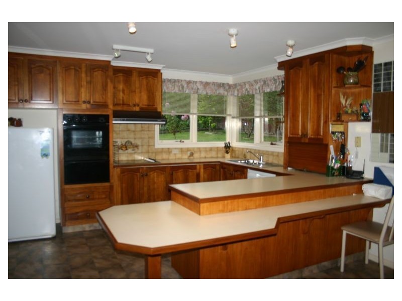 15 Mulcare Crescent, Churchill VIC 3842