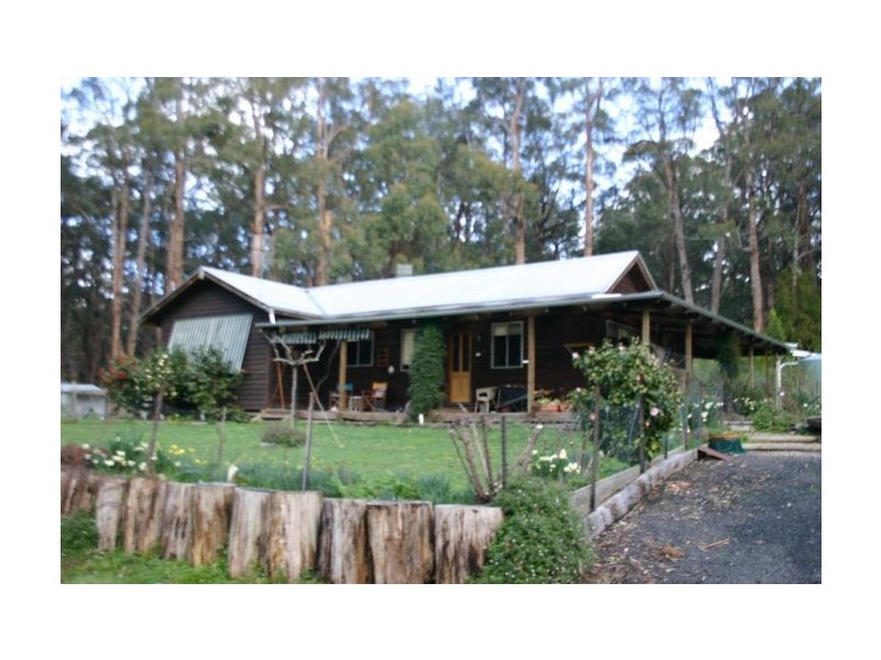 20 Explorers Road, Yinnar South VIC 3869