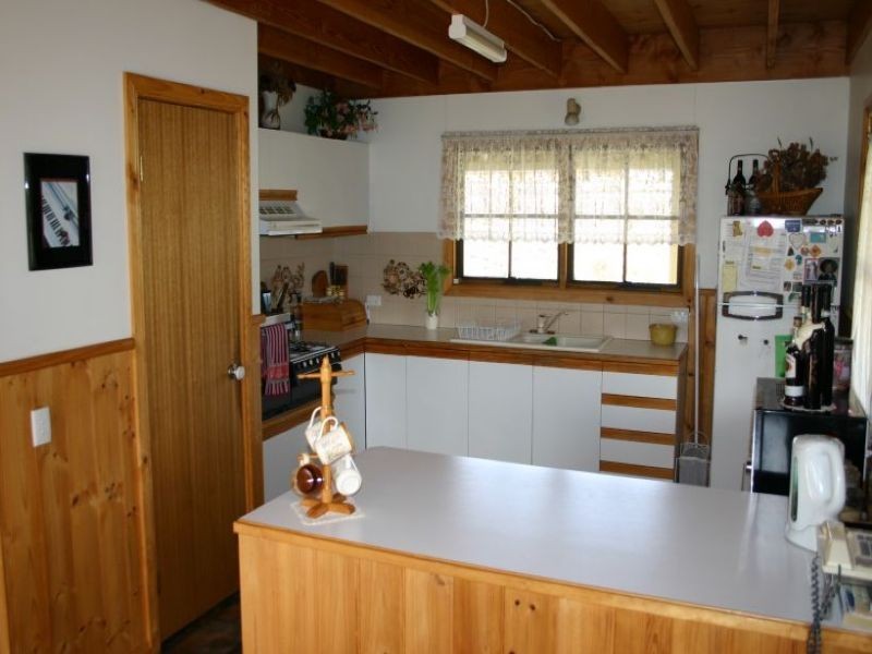 14 Acacia Way, Churchill VIC 3842