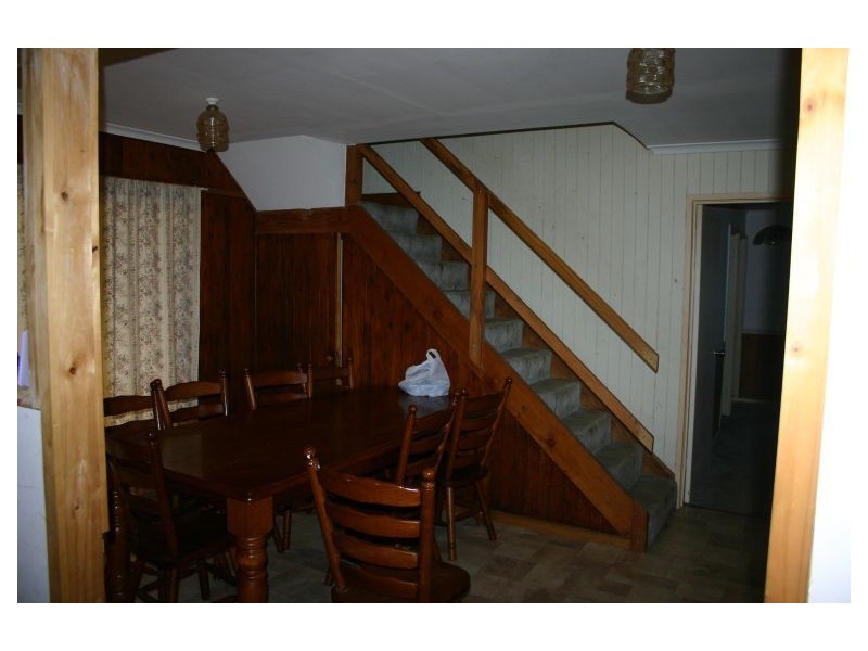 18 Banksia Crescent, Churchill VIC 3842