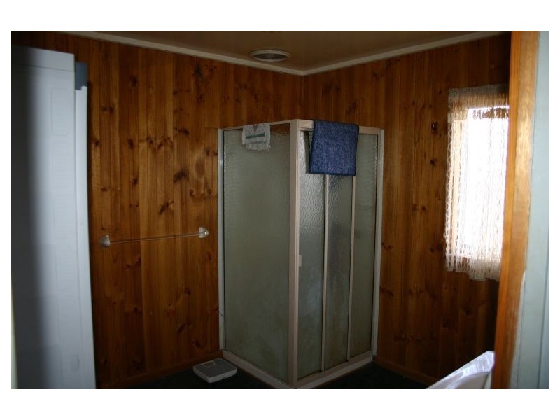 18 Banksia Crescent, Churchill VIC 3842