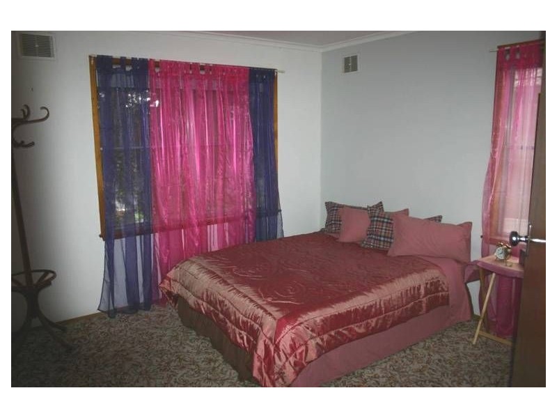 10 Shaw Street, Churchill VIC 3842