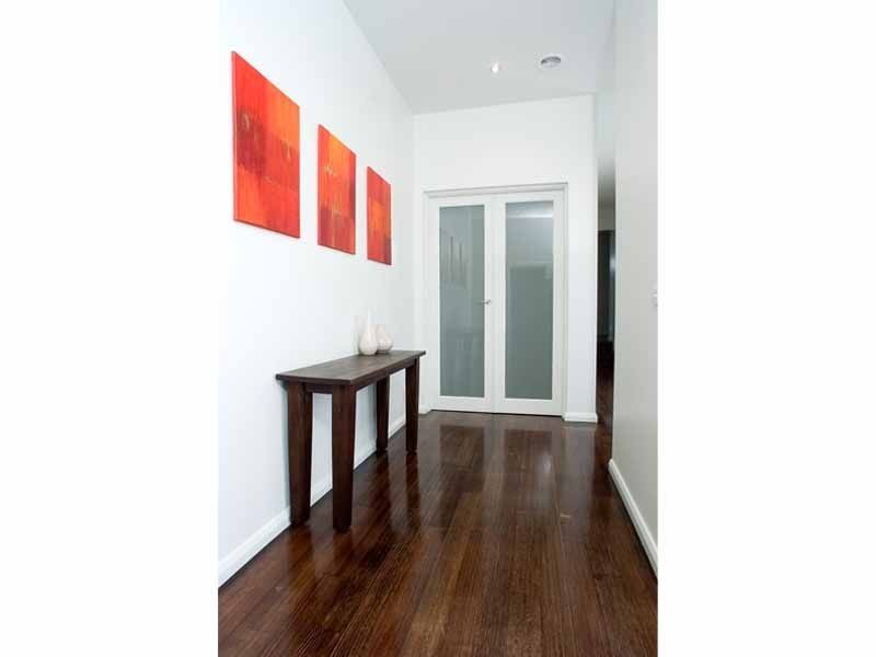 18 Ashley Avenue, Morwell VIC 3840