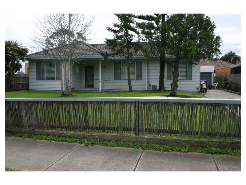 37 Wallace Street, Morwell VIC 3840