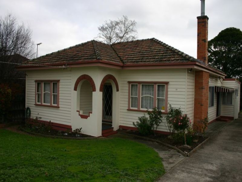 10 Avondale Road, Morwell VIC 3840