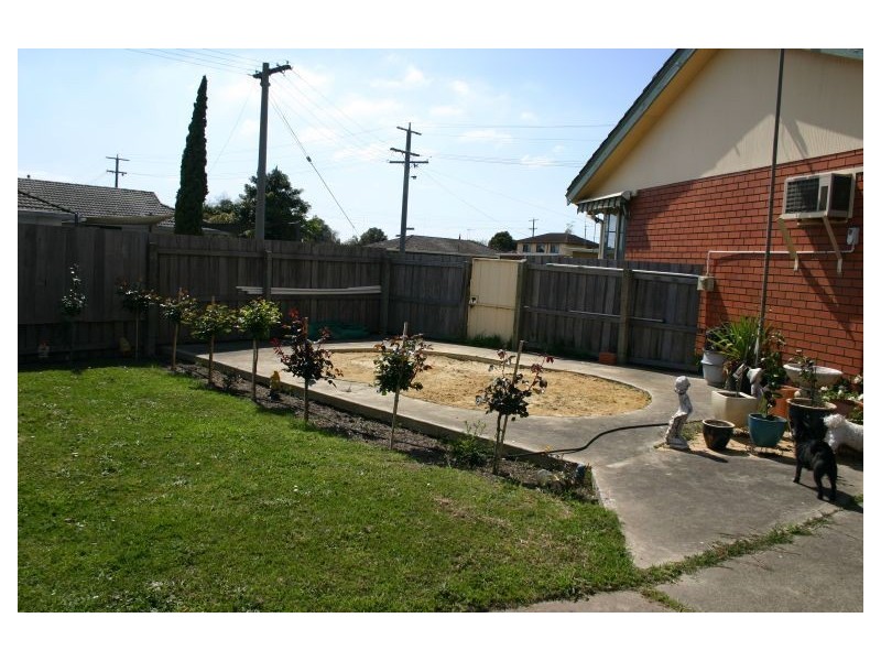 13 Cherry Crescent, Morwell VIC 3840