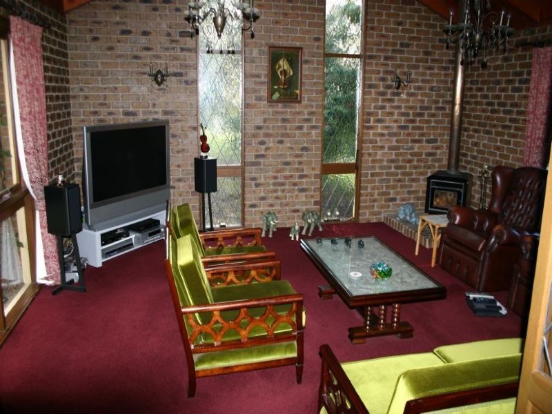 65 Old Jumbuk Road, Jeeralang VIC 3840
