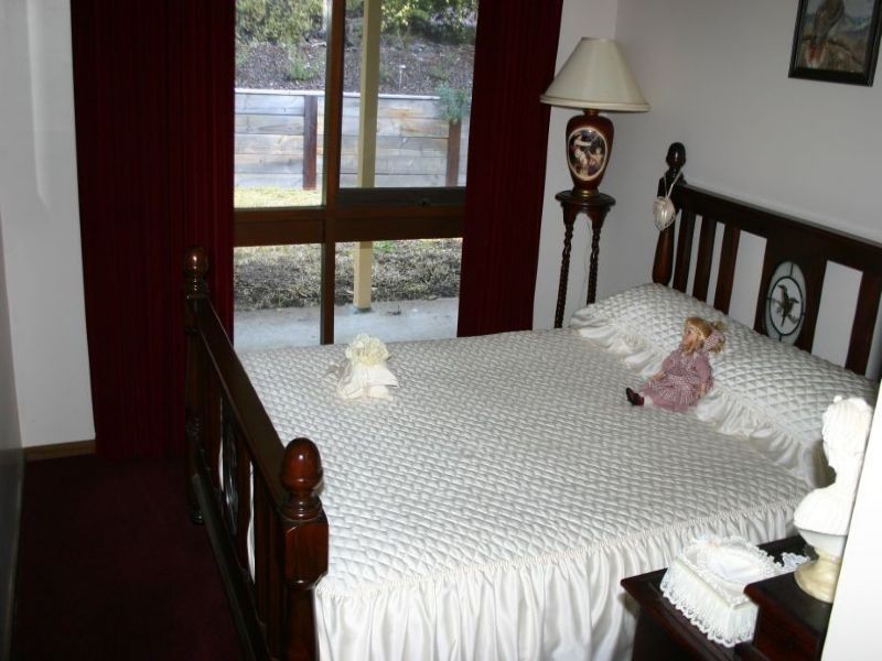 65 Old Jumbuk Road, Jeeralang VIC 3840