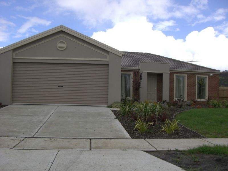 111 School Road, Trafalgar VIC 3824
