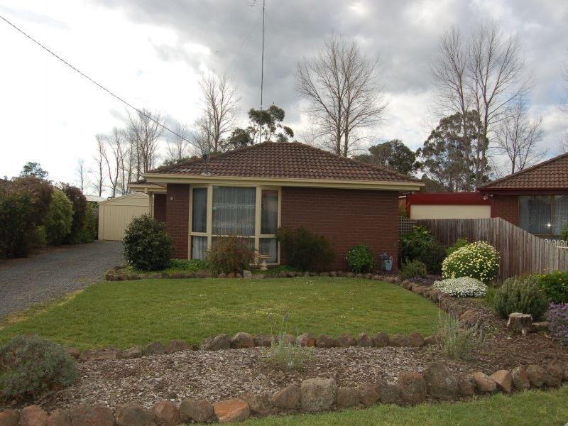 2 Louise Court, Morwell VIC 3840