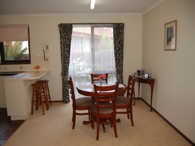 2 Louise Court, Morwell VIC 3840