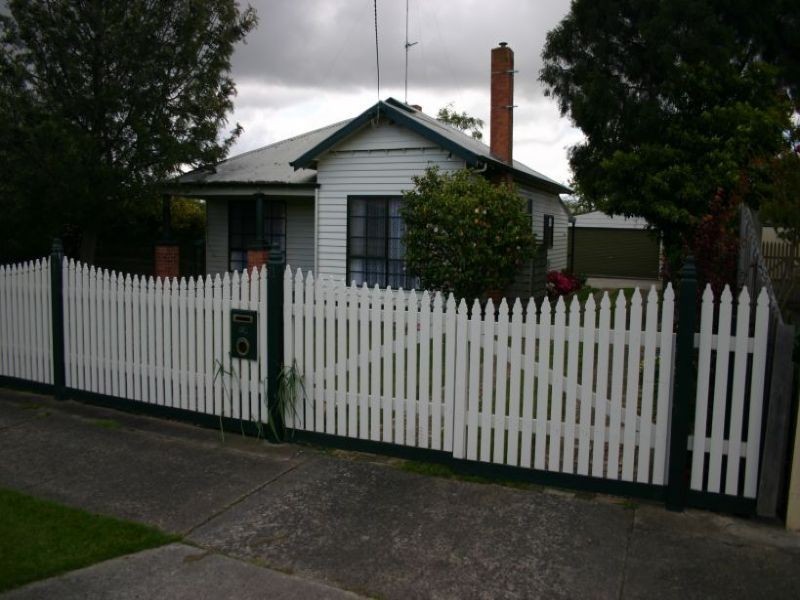 11 Wallace Street, Morwell VIC 3840