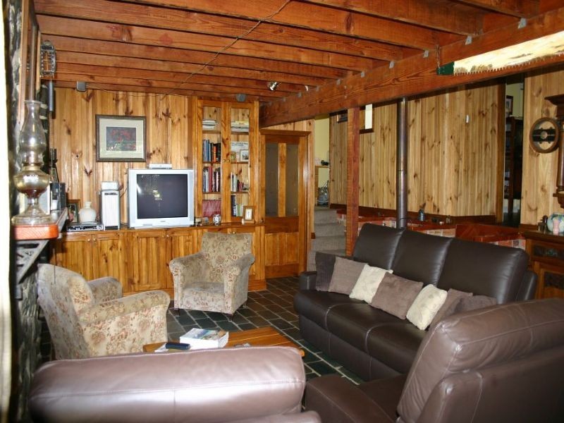 75 Healey’s Road, Yinnar South VIC 3869