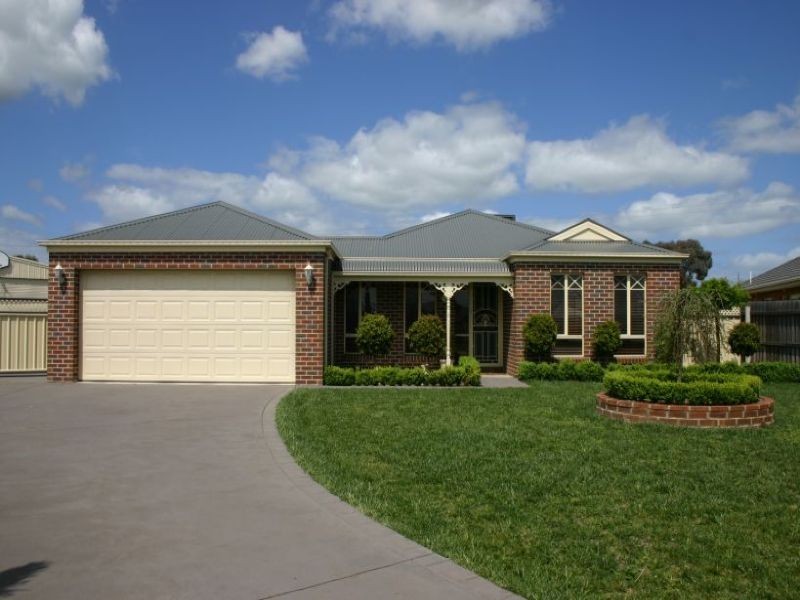 9 Parklands Place, Morwell VIC 3840