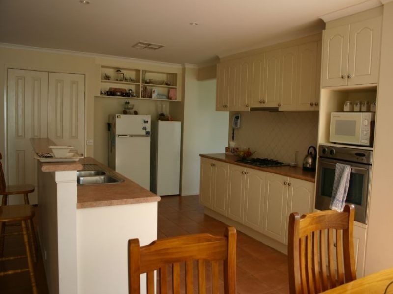 9 Parklands Place, Morwell VIC 3840