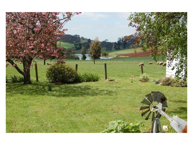 1545 McDonalds Track, Narracan VIC 3824