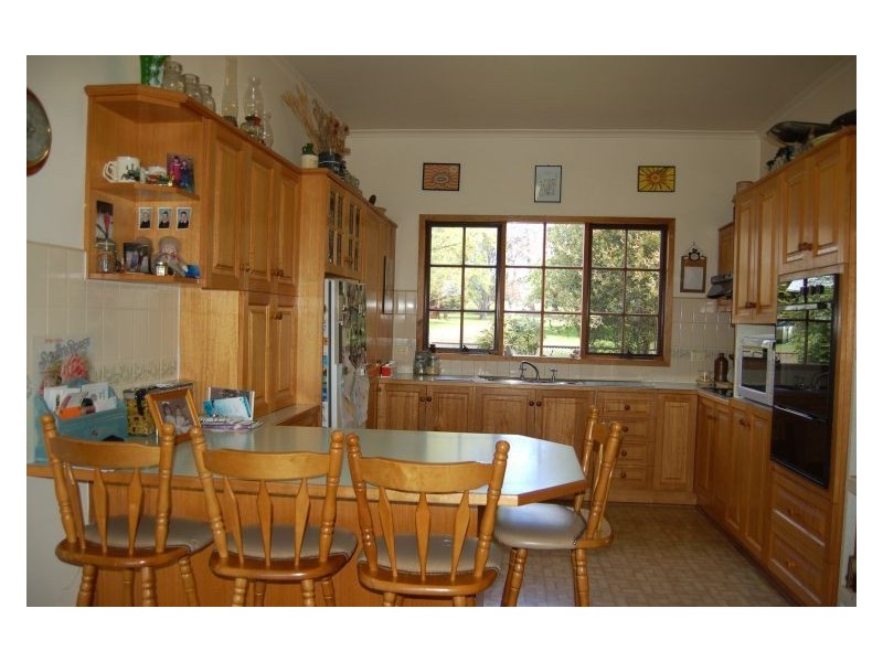 1545 McDonalds Track, Narracan VIC 3824