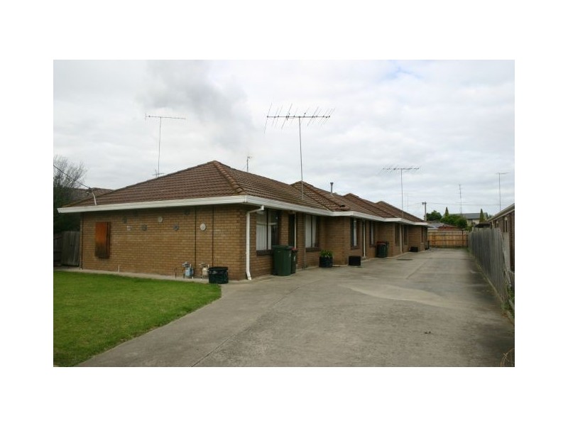1/49 The Avenue, Morwell VIC 3840
