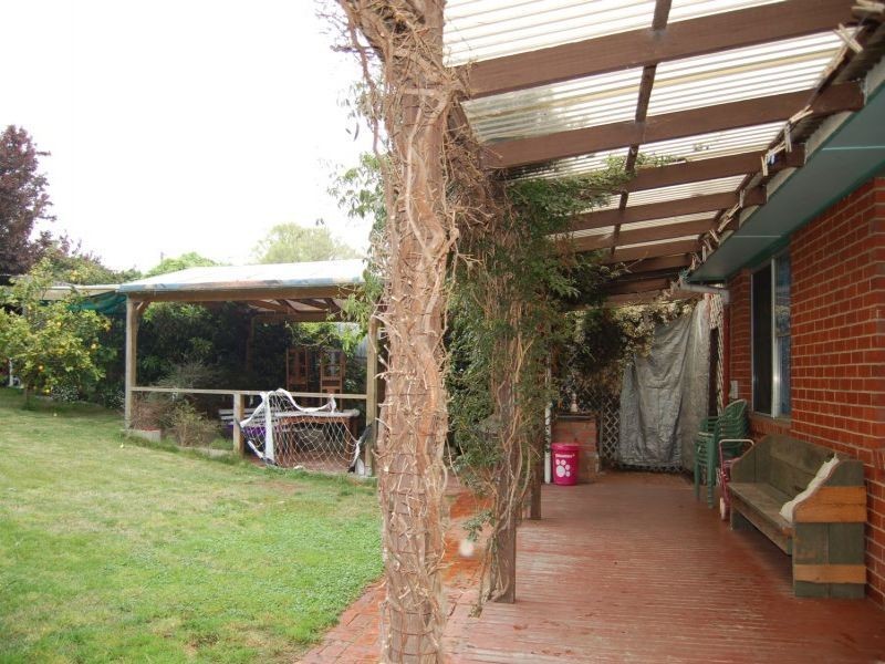 2 McKay Court, Churchill VIC 3842