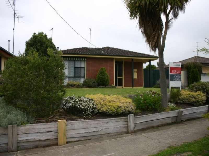 39 Maple Crescent, Churchill VIC 3842