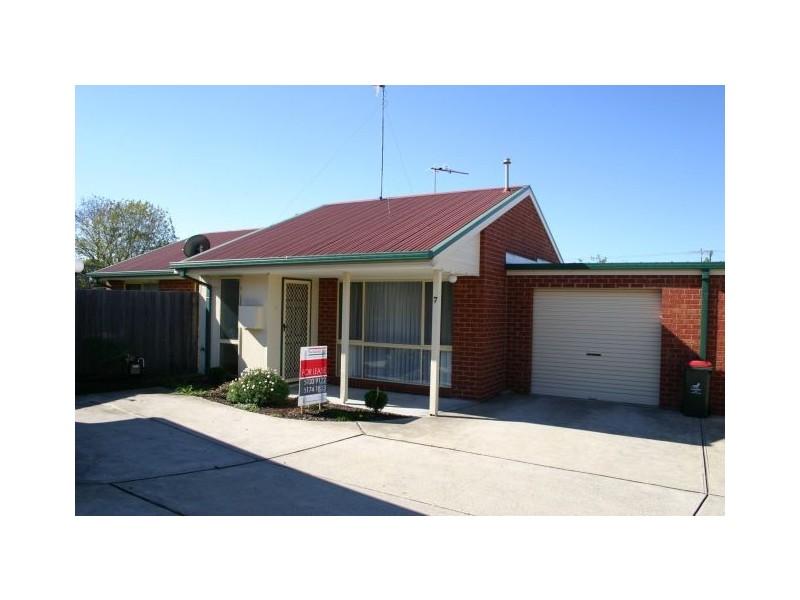 3/285 Princes Drive, Morwell VIC 3840
