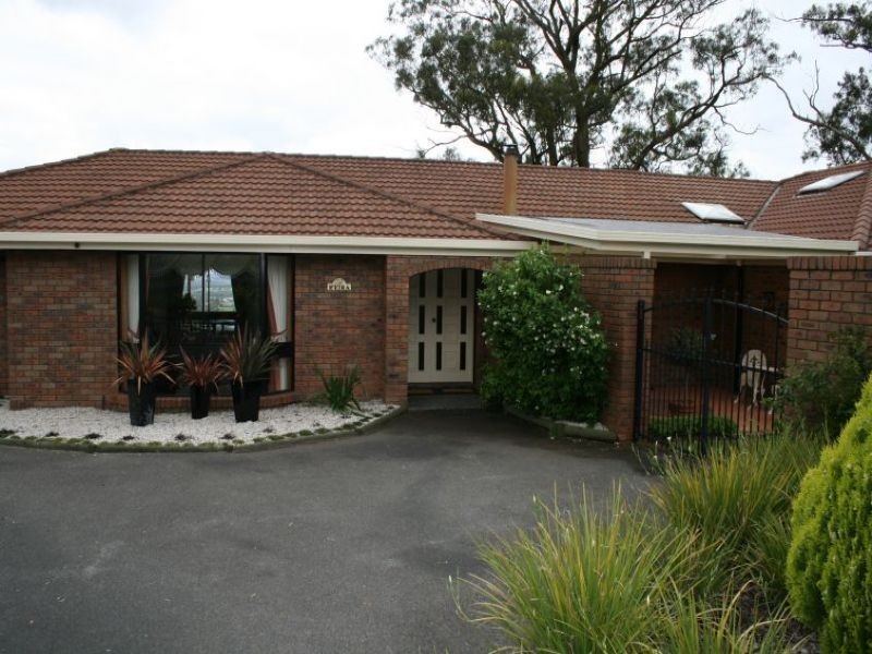 135 Rickards Drive, Churchill VIC 3842