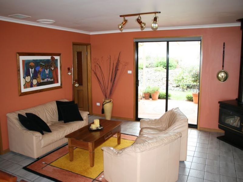 135 Rickards Drive, Churchill VIC 3842