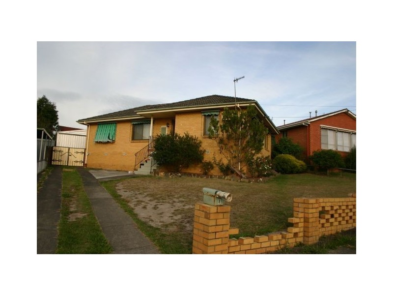 8 Heesom Crescent, Churchill VIC 3842