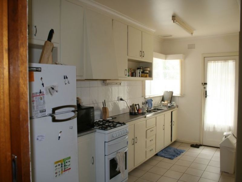 1-4/172 Buckley Street, Morwell VIC 3840