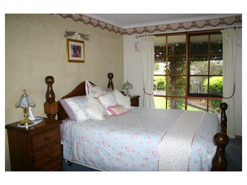 4 Giffard Court, Morwell VIC 3840