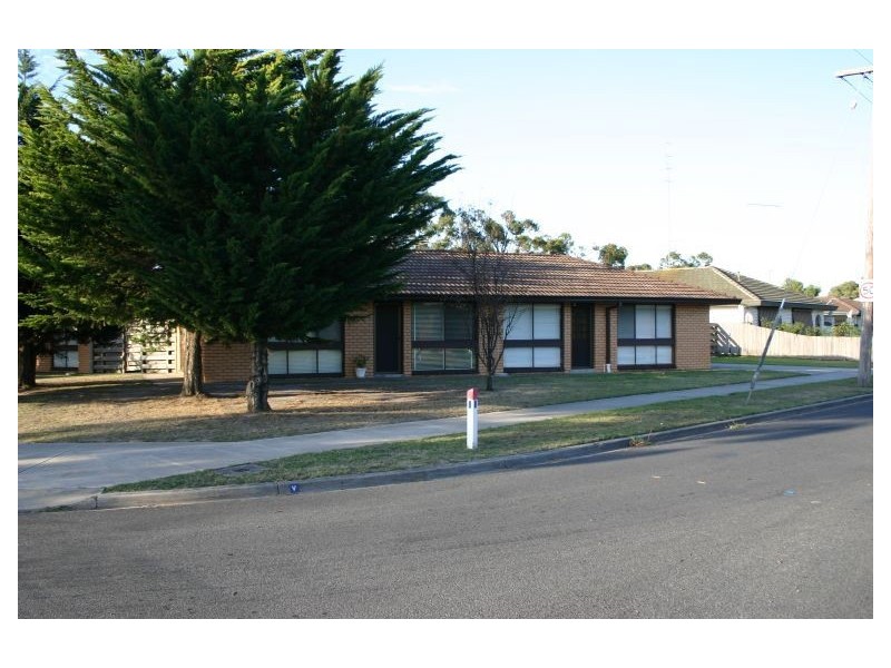 3/40-42 Bridle Road, Morwell VIC 3840